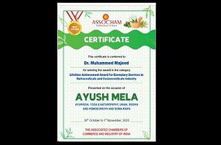 Dr. Muhammed Majeed, Fundador e Presidente do Grupo Sami-Sabinsa, honrado com o Reconhecimento de Conquista Vitalícia da ASSOCHAM